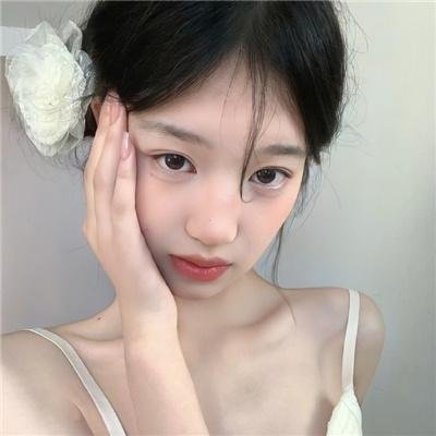 珊珊小传